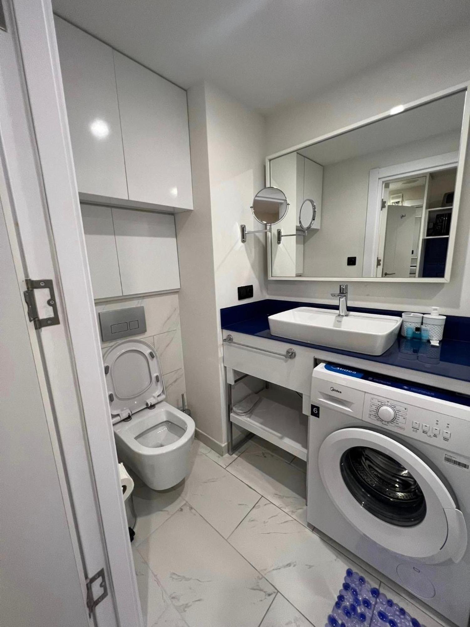 באטומי Orbi City Apartments מראה חיצוני תמונה
